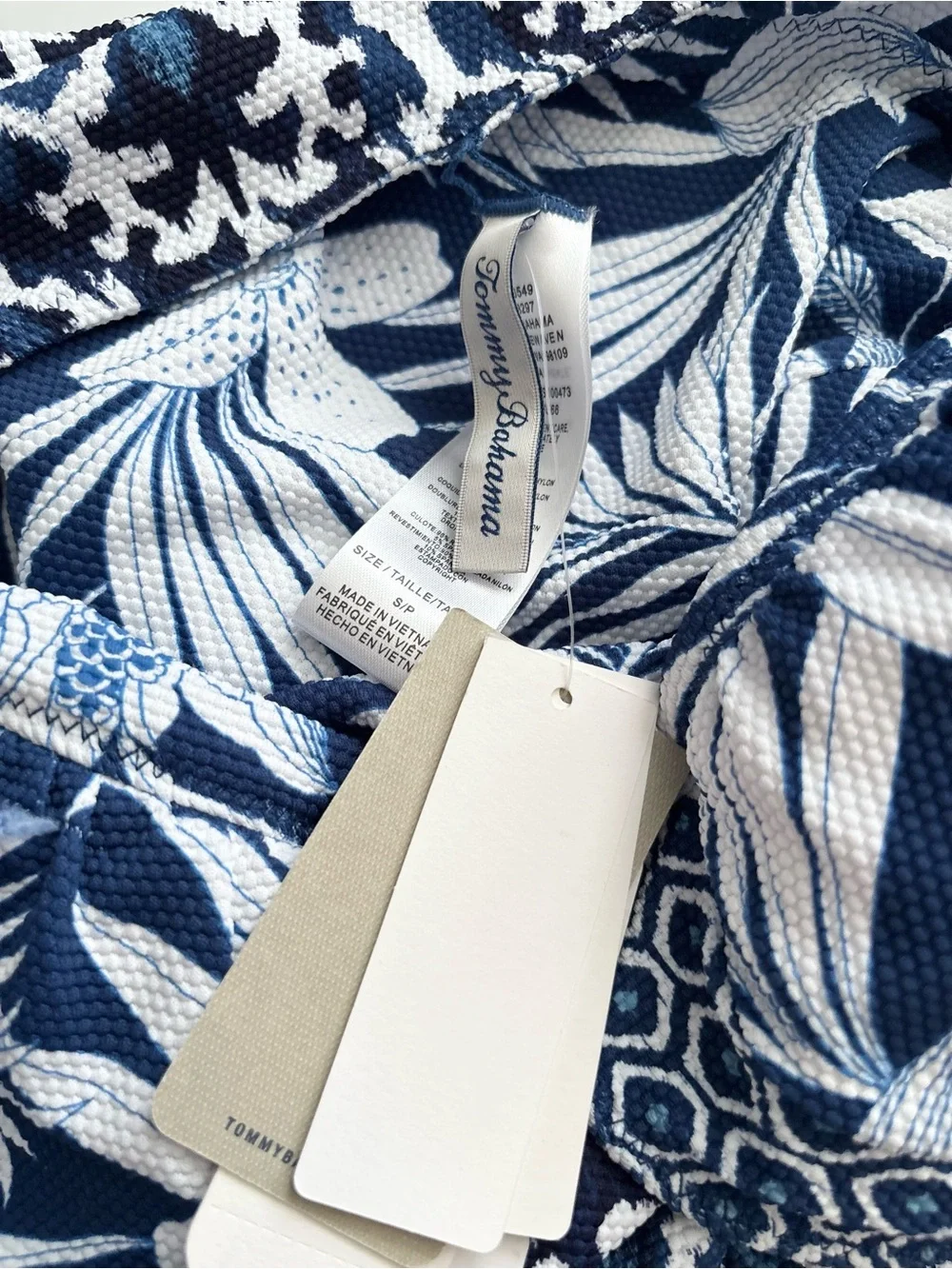Tommy Bahama tommy bahama